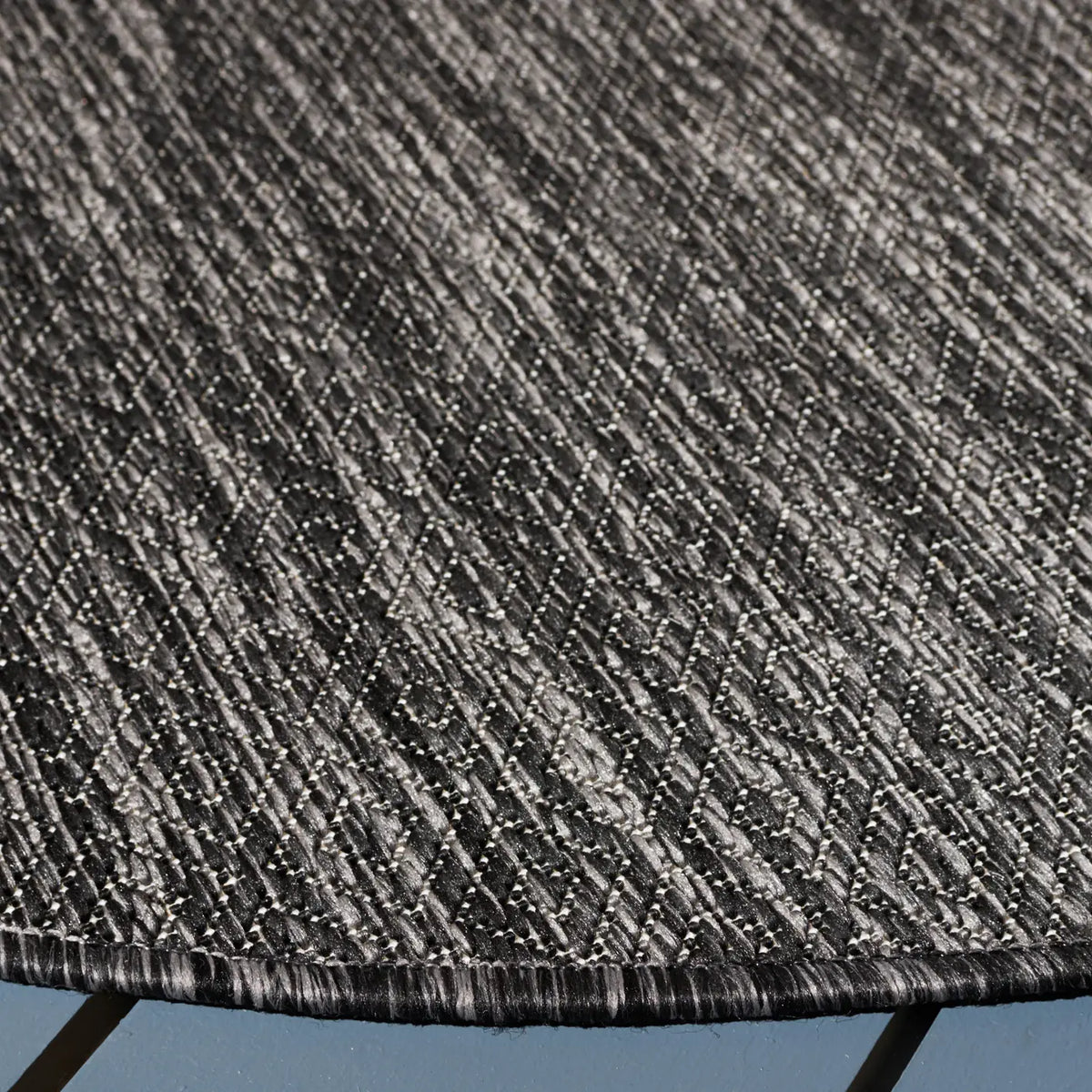 Safavieh Courtyard 6'-7" x 6'-7" Rug in Black / Grey