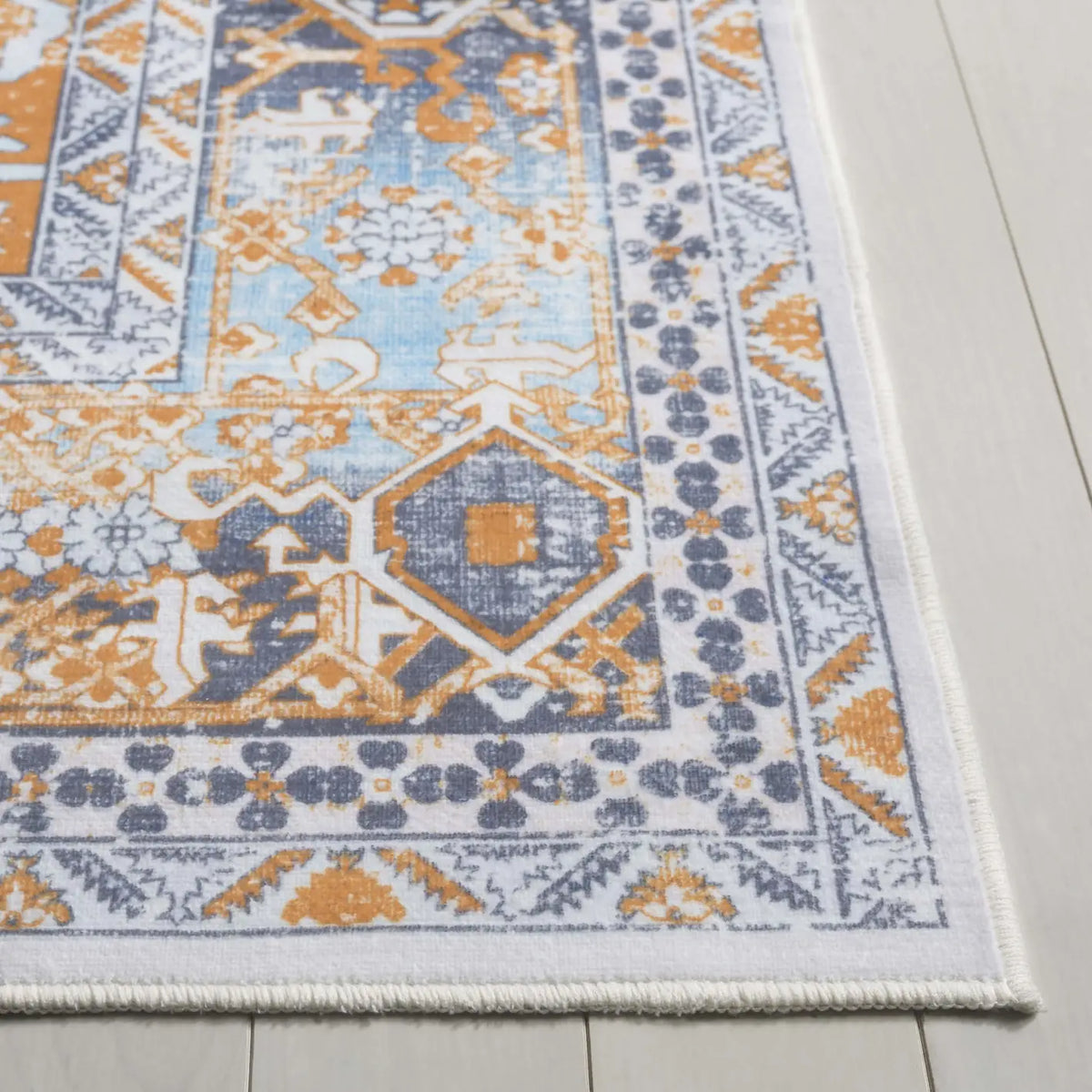 Safavieh Arizona 4'-0" x 6'-0" Rug in Rust / Grey