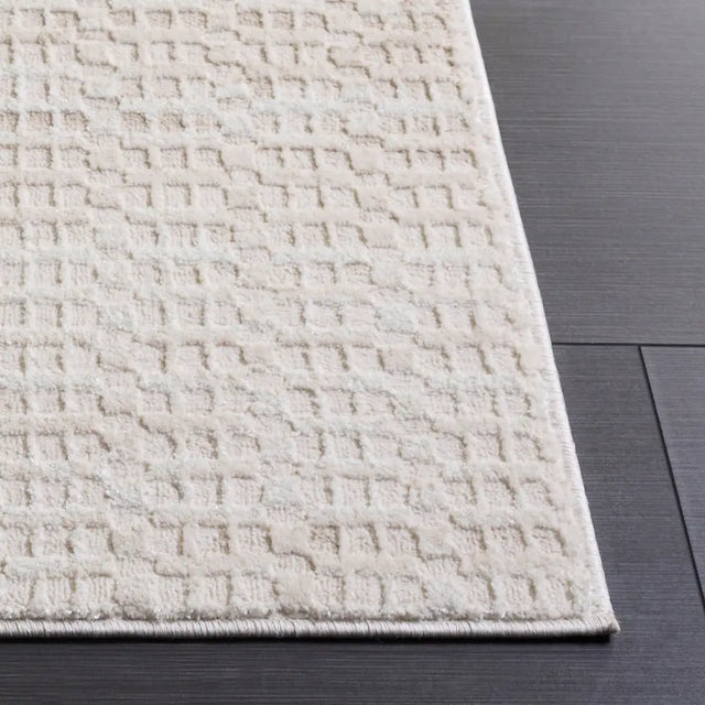 Safavieh Whisper 5'-3" x 7'-6" Rug in Ivory / White