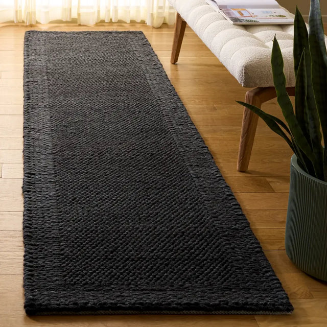 Safavieh Natura 2'-3" x 9'-0" Rug in Charcoal / Black