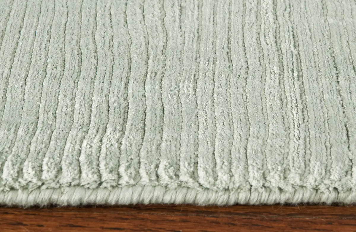 Safavieh Mirage 5'-0" x 8'-0" Rug in Blue