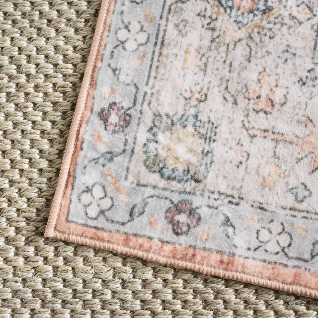 Safavieh Martha Stewart Washable 5'-0" x 7'-0" Rug in Sage / Light Rust