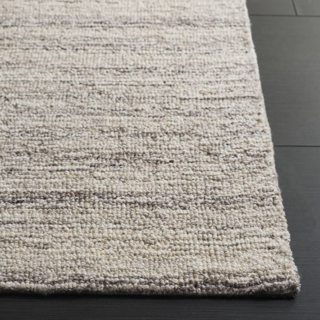 Safavieh Pine 4'-0" x 6'-0" Rug in Beige / Ivory