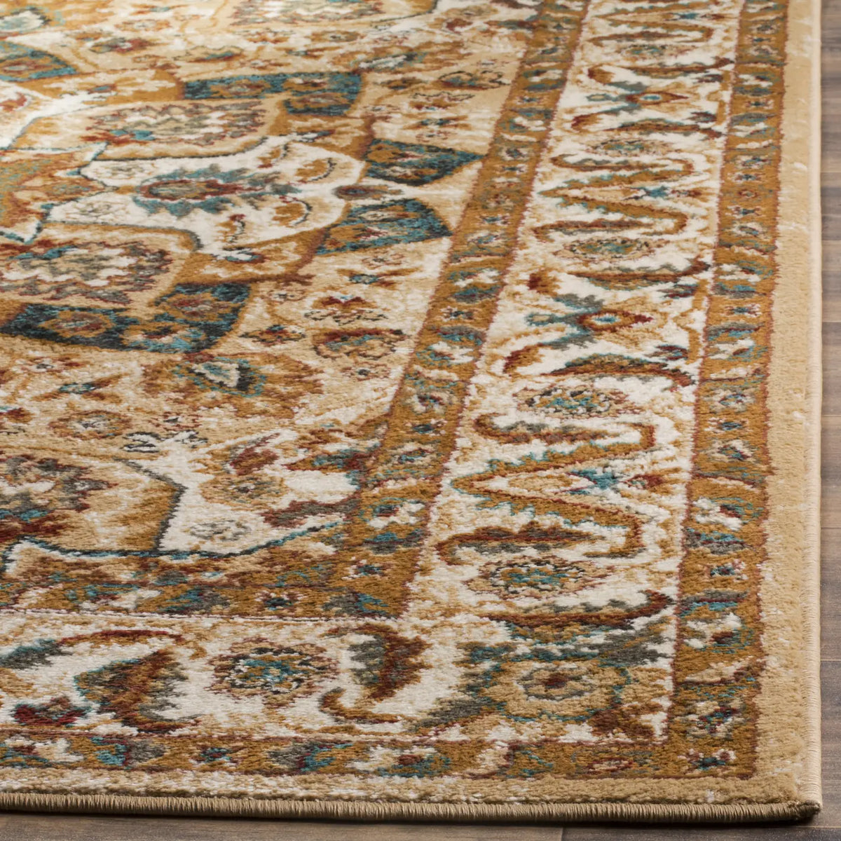 Safavieh Summit 4'-0" x 6'-0" Rug in Beige / Ivory