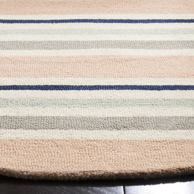 Safavieh Safavieh Kids 5'-0" x 5'-0" Rug in Ivory / Multi