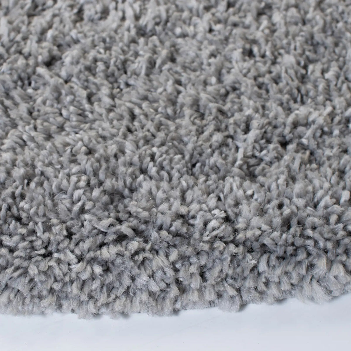 Safavieh August Shag 5'-0" x 5'-0" Rug in Silver