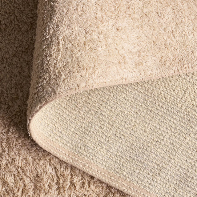 Safavieh Easy Care 4'-0" x 6'-0" Rug in Pink