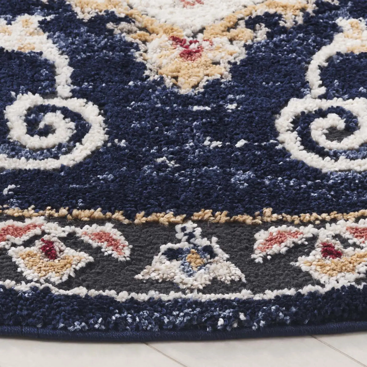 Safavieh Luna 6'-7" x 6'-7" Rug in Navy / Beige Rust