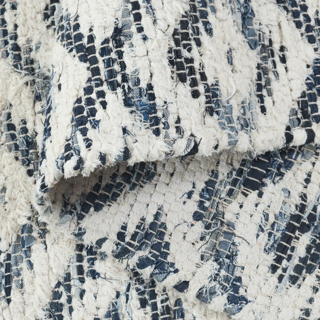 Safavieh Natura 4'-0" x 6'-0" Rug in Navy / Ivory