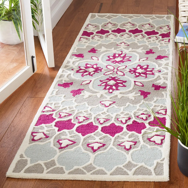 Safavieh Bellagio 2'-3" x 7'-0" Rug in Grey / Ivory
