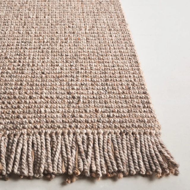 Safavieh Natural Fiber 4'-0" x 6'-0" Rug in Beige