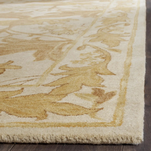 Safavieh Antiquity 9'-6" x 13'-6" Rug in Beige / Gold