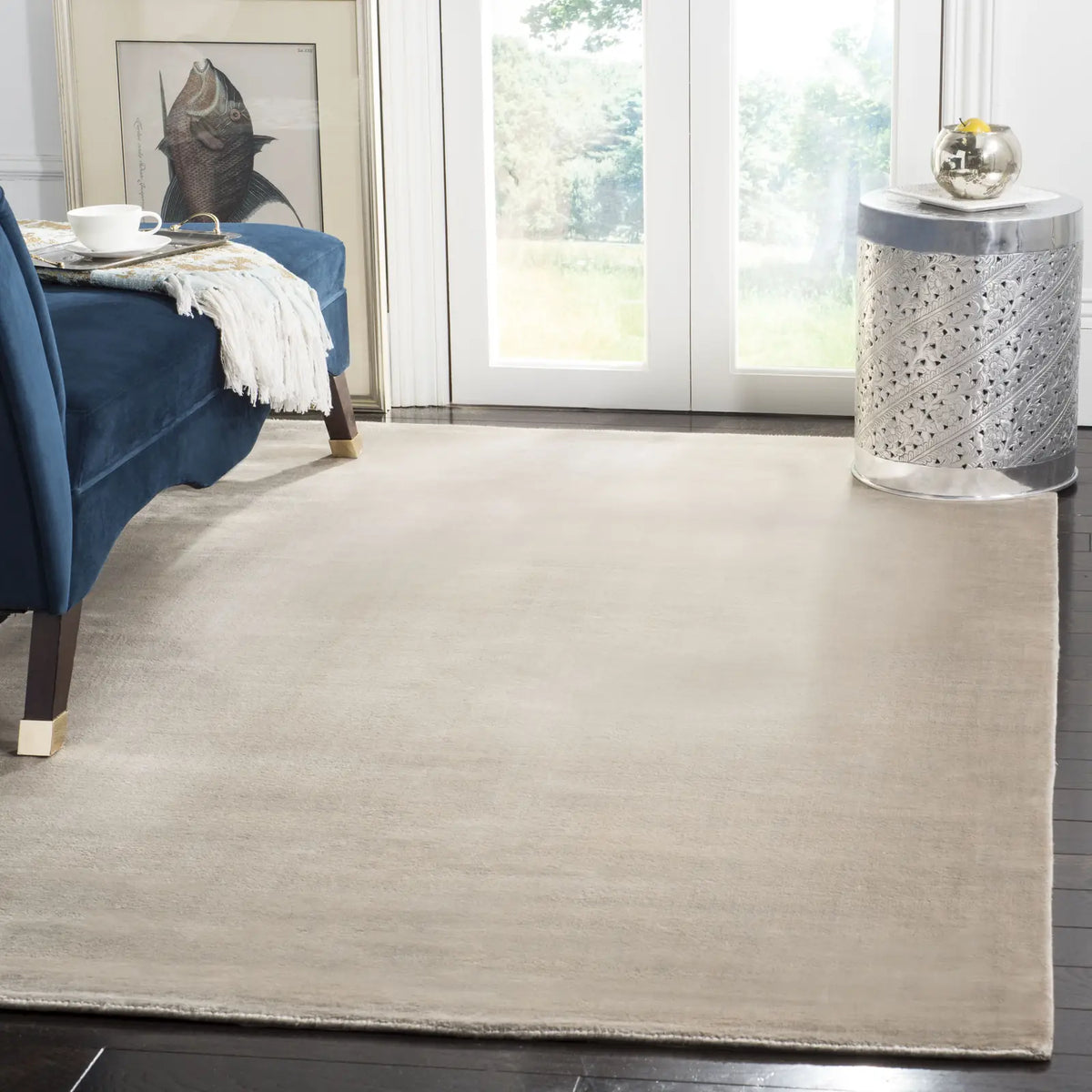Safavieh Mirage 5'-0" x 8'-0" Rug in Silver