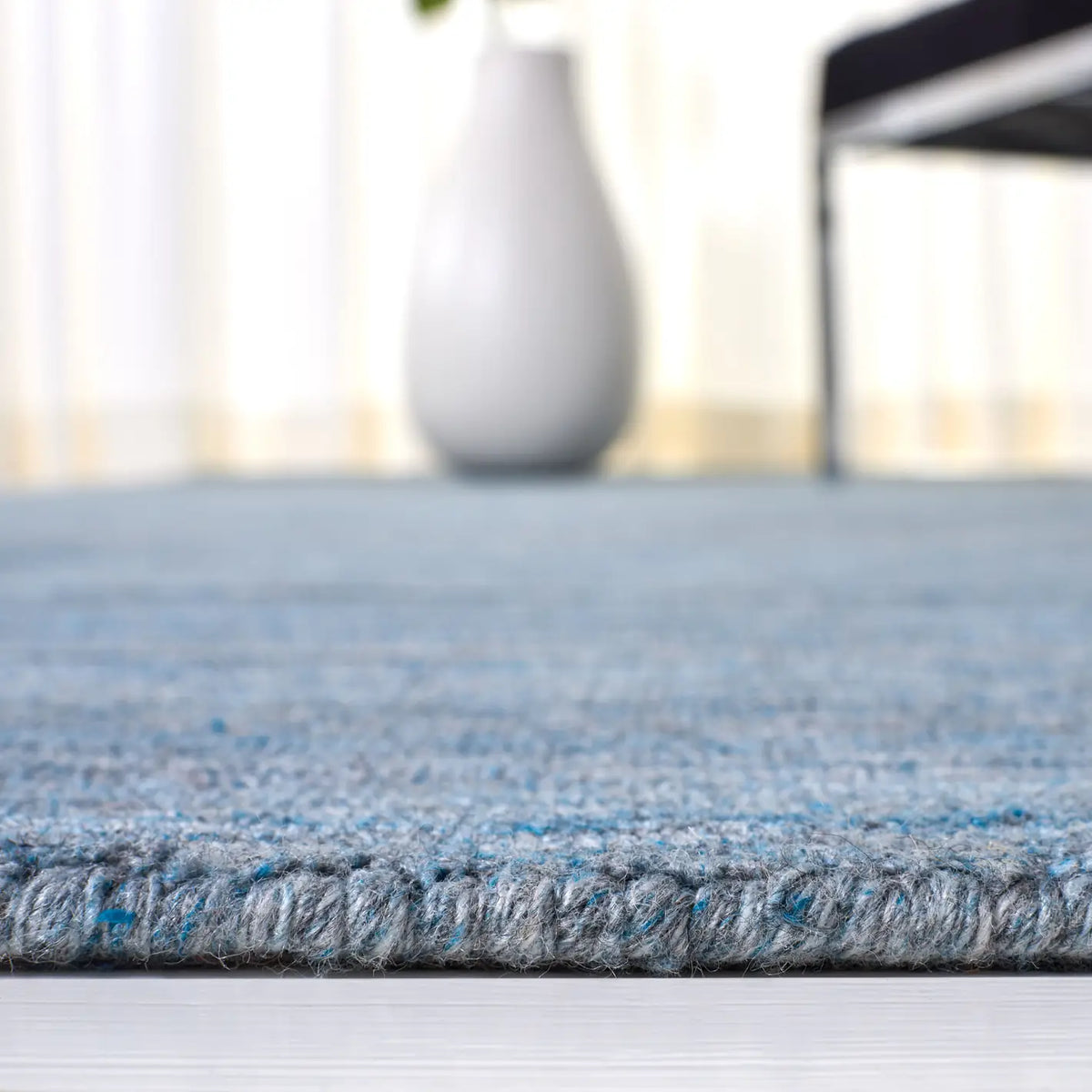 Safavieh Mirage 5'-0" x 8'-0" Rug in Teal / Blue