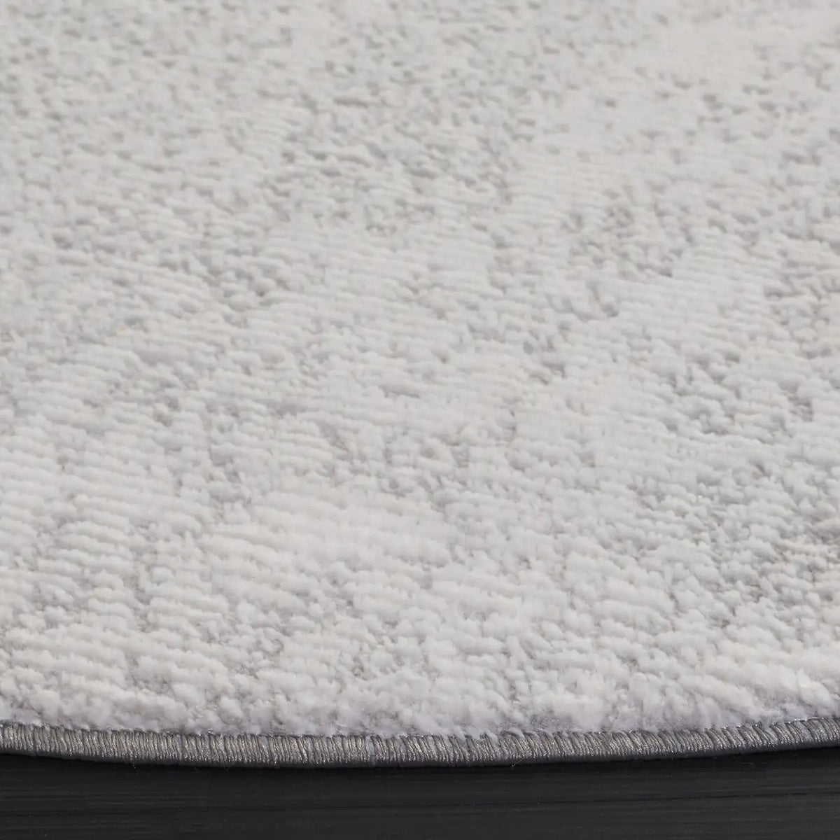 Safavieh Parker 6'-7" x 6'-7" Rug in Grey / Light Grey