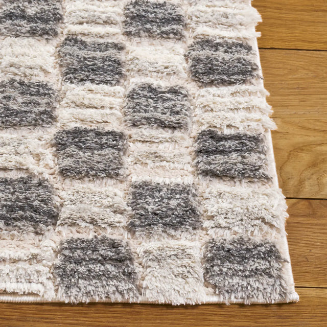 Safavieh Seattle Shag 900 4'-0" x 6'-0" Rug in Ivory / Grey