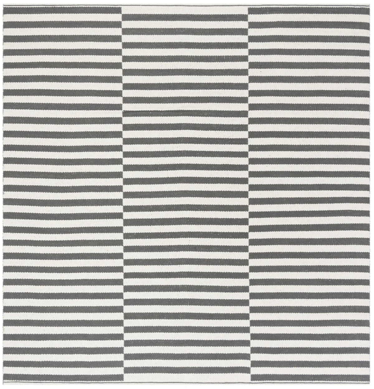 Safavieh Montauk 6'-0" x 6'-0" Rug in Ivory / Grey