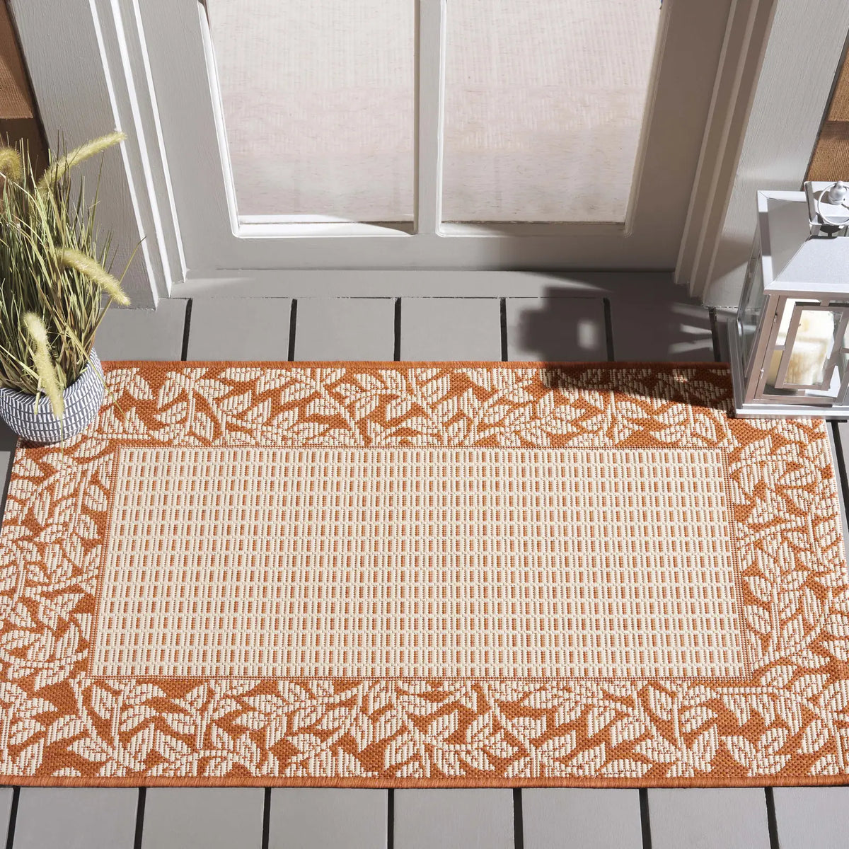Safavieh Courtyard 2'-0" x 3'-7" Rug in Natural / Terra