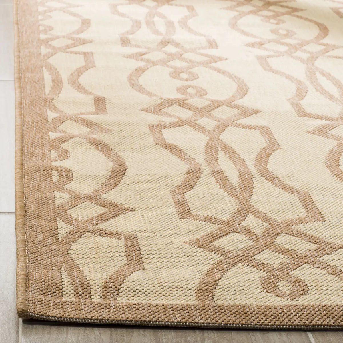 Safavieh Martha Stewart 4'-0" x 5'-7" Rug in Hickory