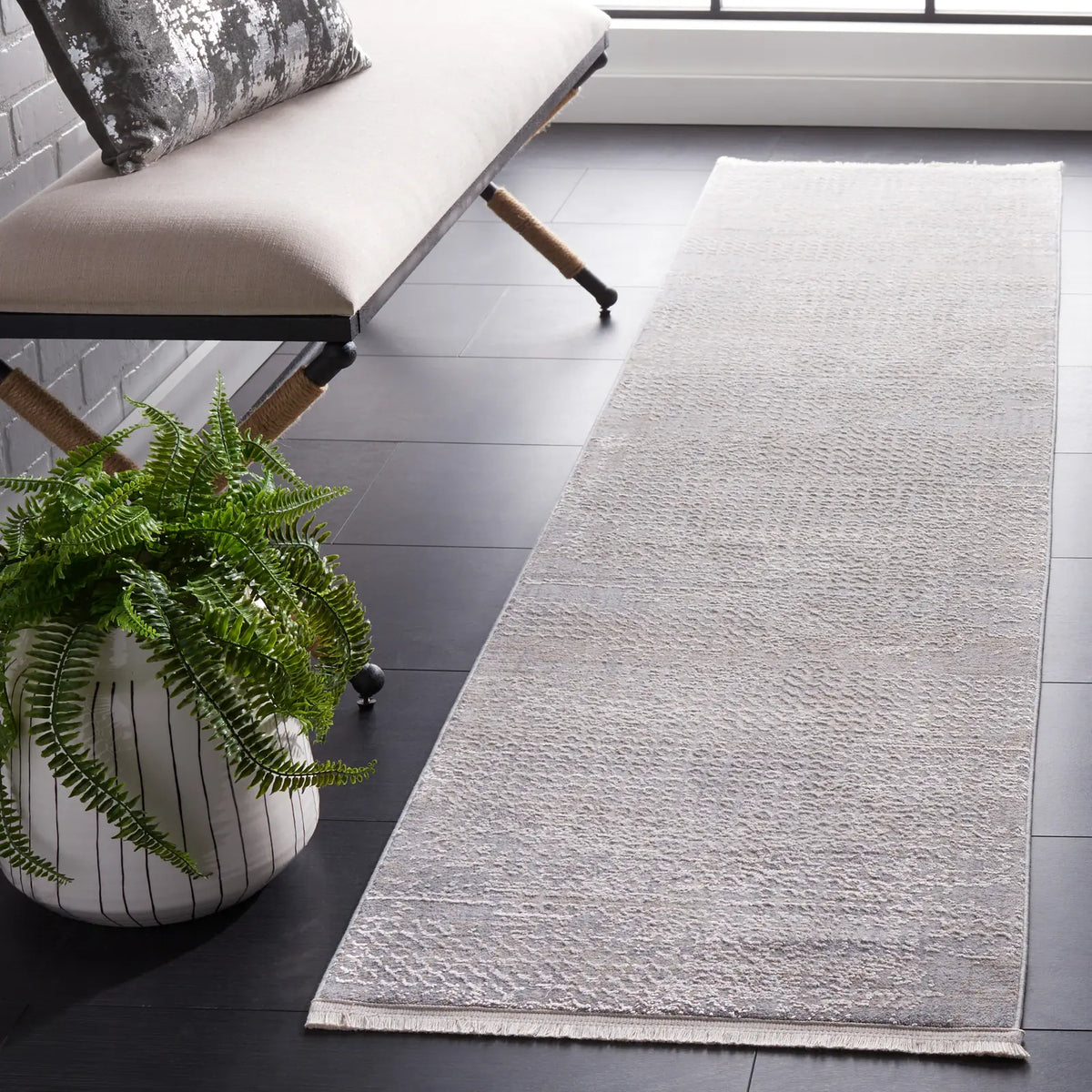 Safavieh Marmara 2'-0" x 8'-0" Rug in Grey / Beige Blue