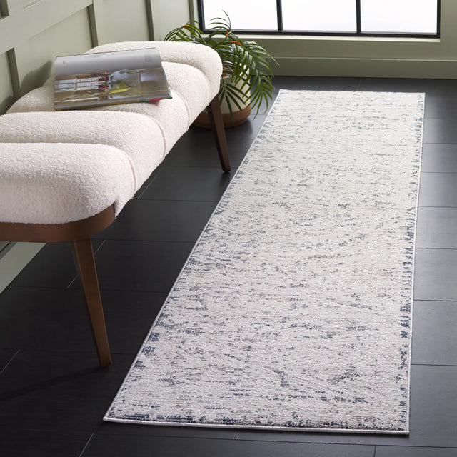 Safavieh Hunter 100 2'-2" x 8'-0" Rug in Ivory / Dark Grey