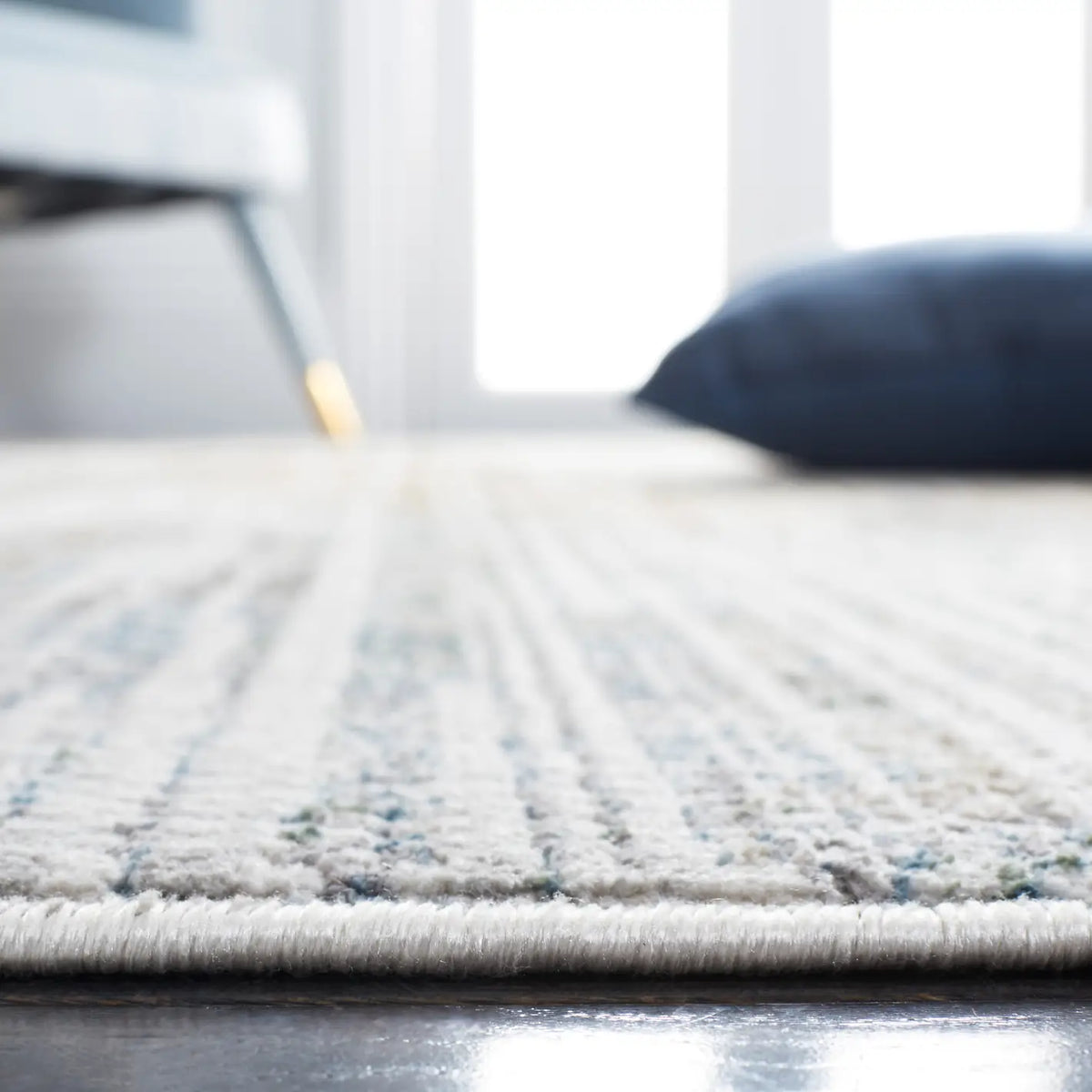 Safavieh Bel Air 4'-5" x 6'-5" Rug in Grey / Gold
