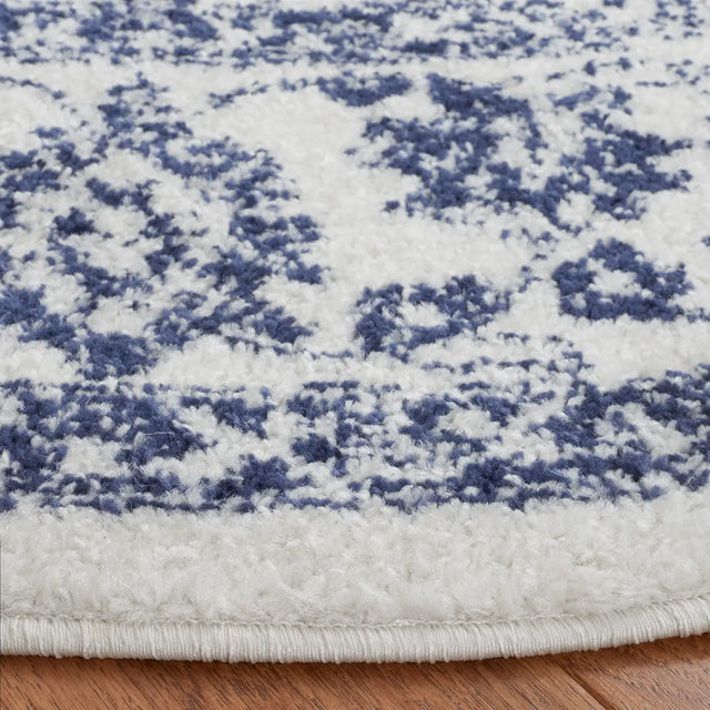 Safavieh Adirondack 6'-0" x 6'-0" Rug in Ivory / Navy