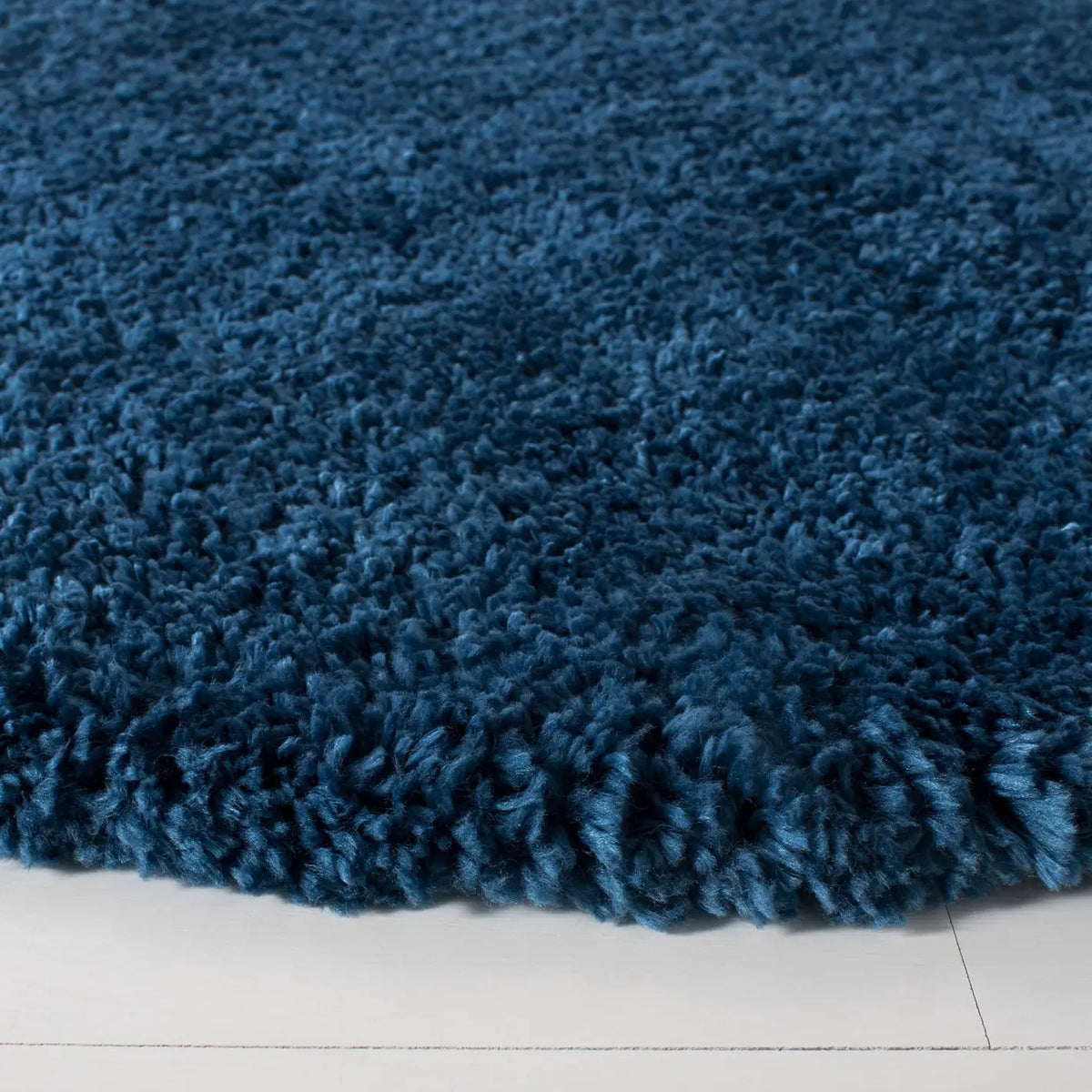 Safavieh Fontana Shag 800 6'-7" x 6'-7" Rug in Blue