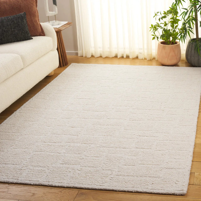 Safavieh Harvest 4'-0" x 6'-0" Rug in Ivory