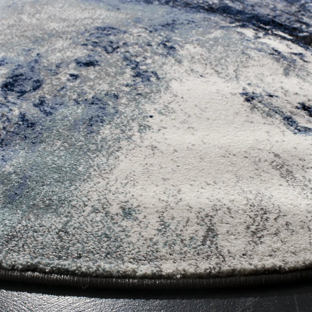 Safavieh Galaxy 5'-3" x 5'-3" Rug in Blue / Grey