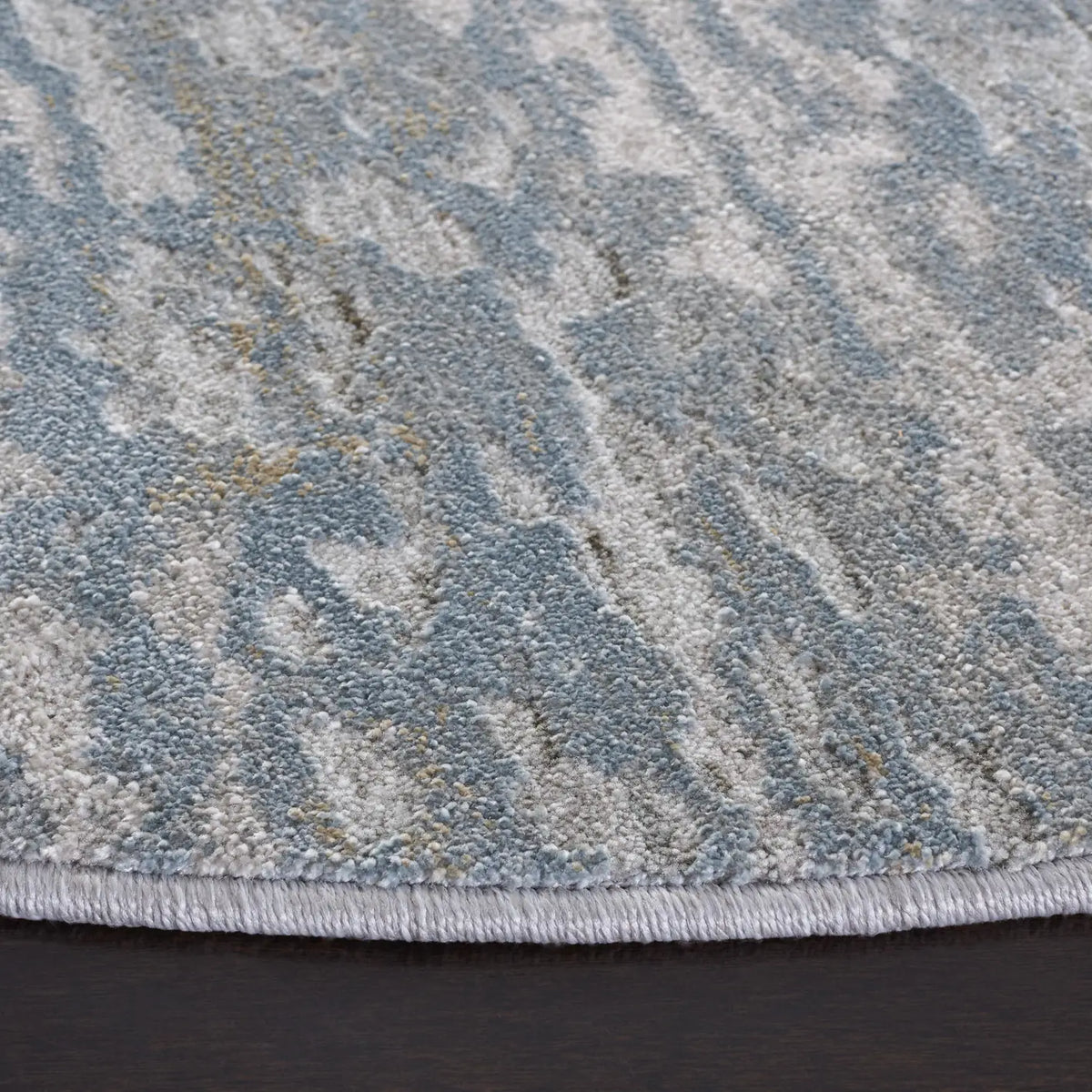 Safavieh Valencia 6'-4" x 6'-4" Rug in Light Grey / Blue