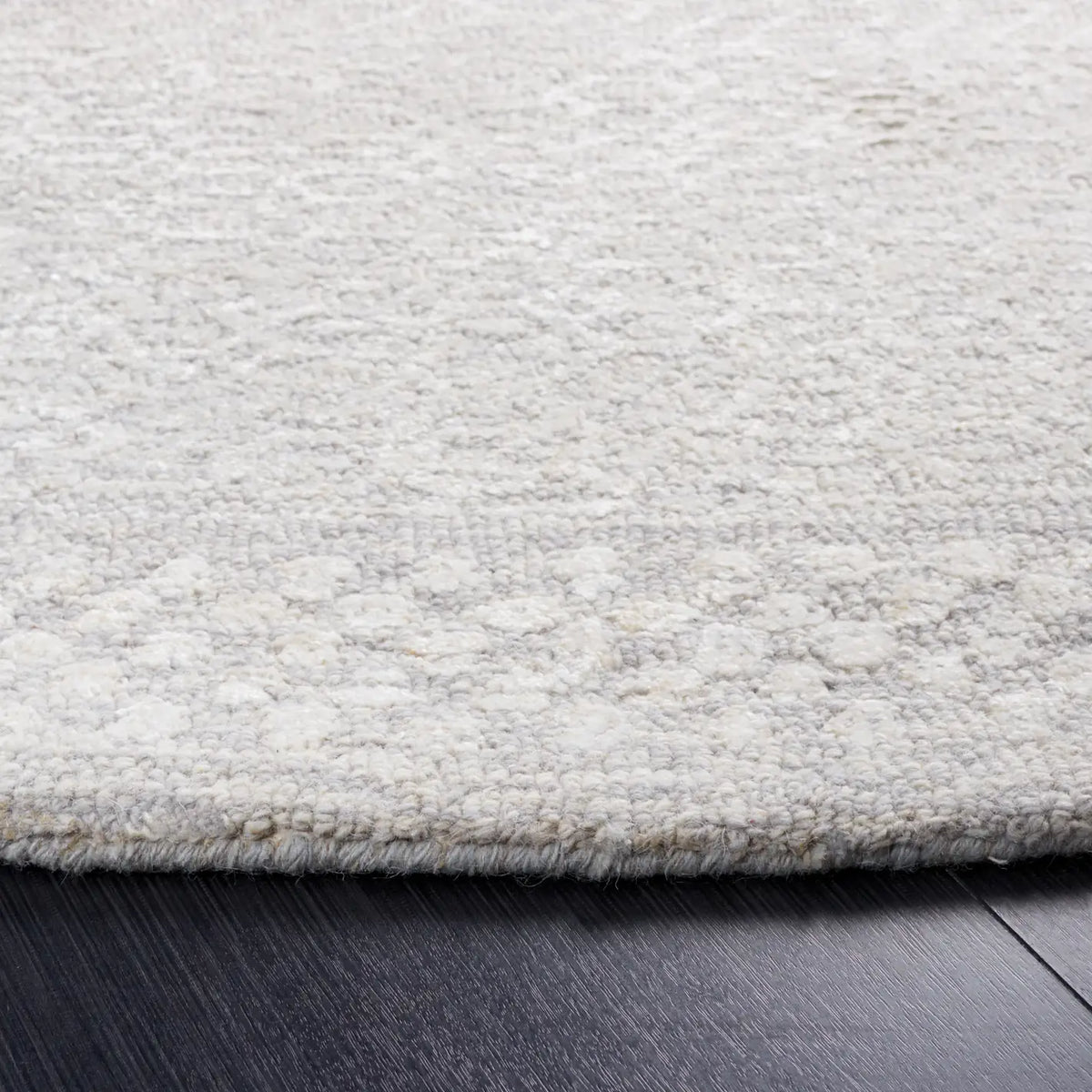 Safavieh Glamour 6'-0" x 6'-0" Rug in Grey / Ivory