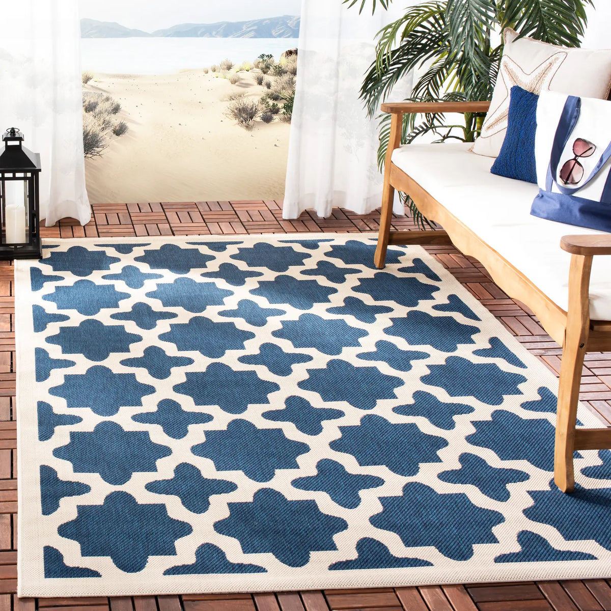 Safavieh Courtyard 4'-0" x 5'-7" Rug in Navy / Beige