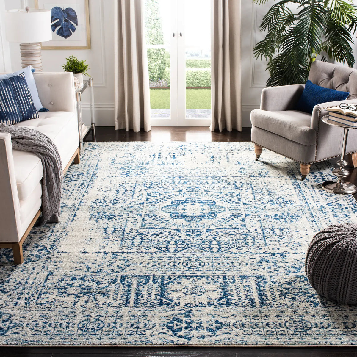 Safavieh Evoke 10'-0" x 14'-0" Rug in Ivory / Blue