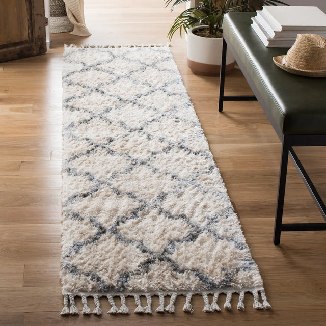 Safavieh Berber Fringe Shag 2'-0" x 8'-0" Rug in Cream / Grey