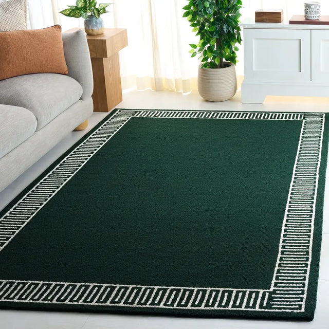 Safavieh Metro 5'-0" x 8'-0" Rug in Green / Ivory