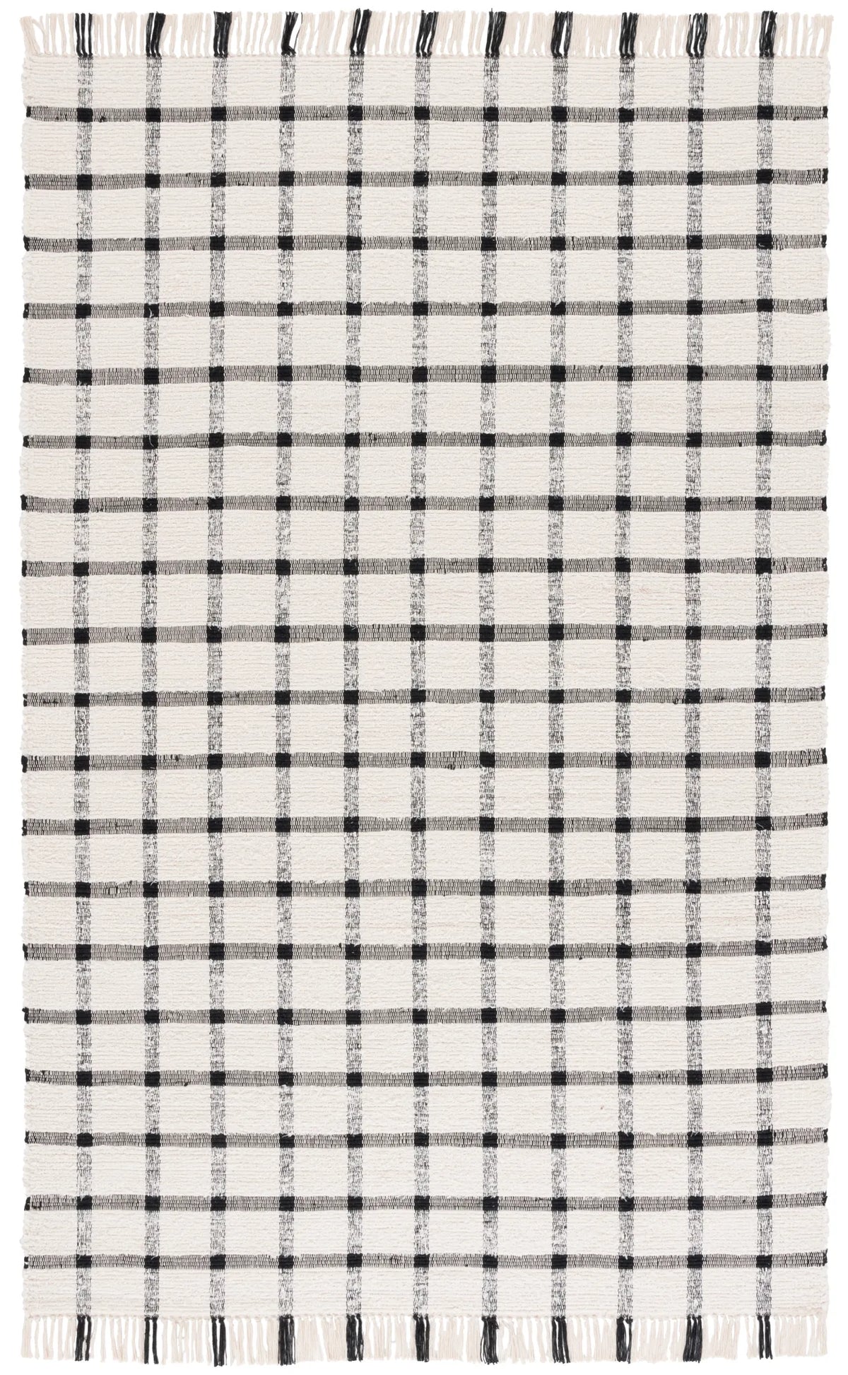 Safavieh Montauk 4'-0" x 6'-0" Rug in Ivory / Black