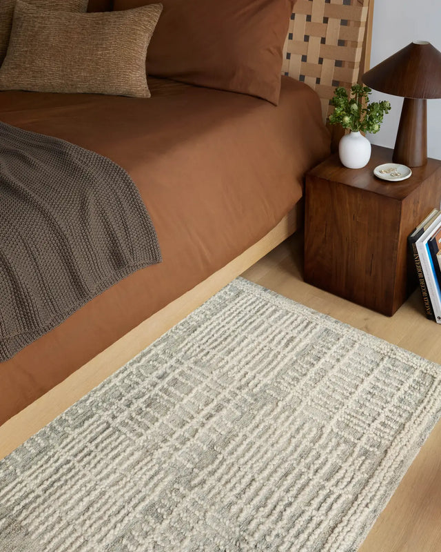 Loloi Tallulah Tll-02 Mist/Ivory Rug - closer room scene 1