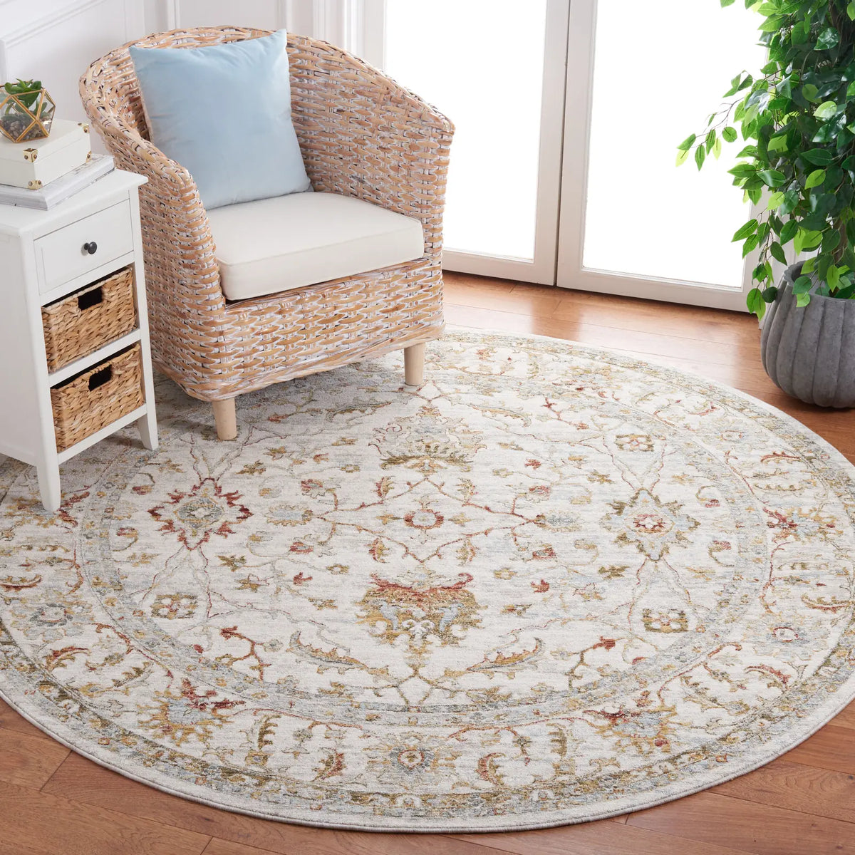 Safavieh Hamilton 6'-7" x 6'-7" Rug in Ivory / Rust