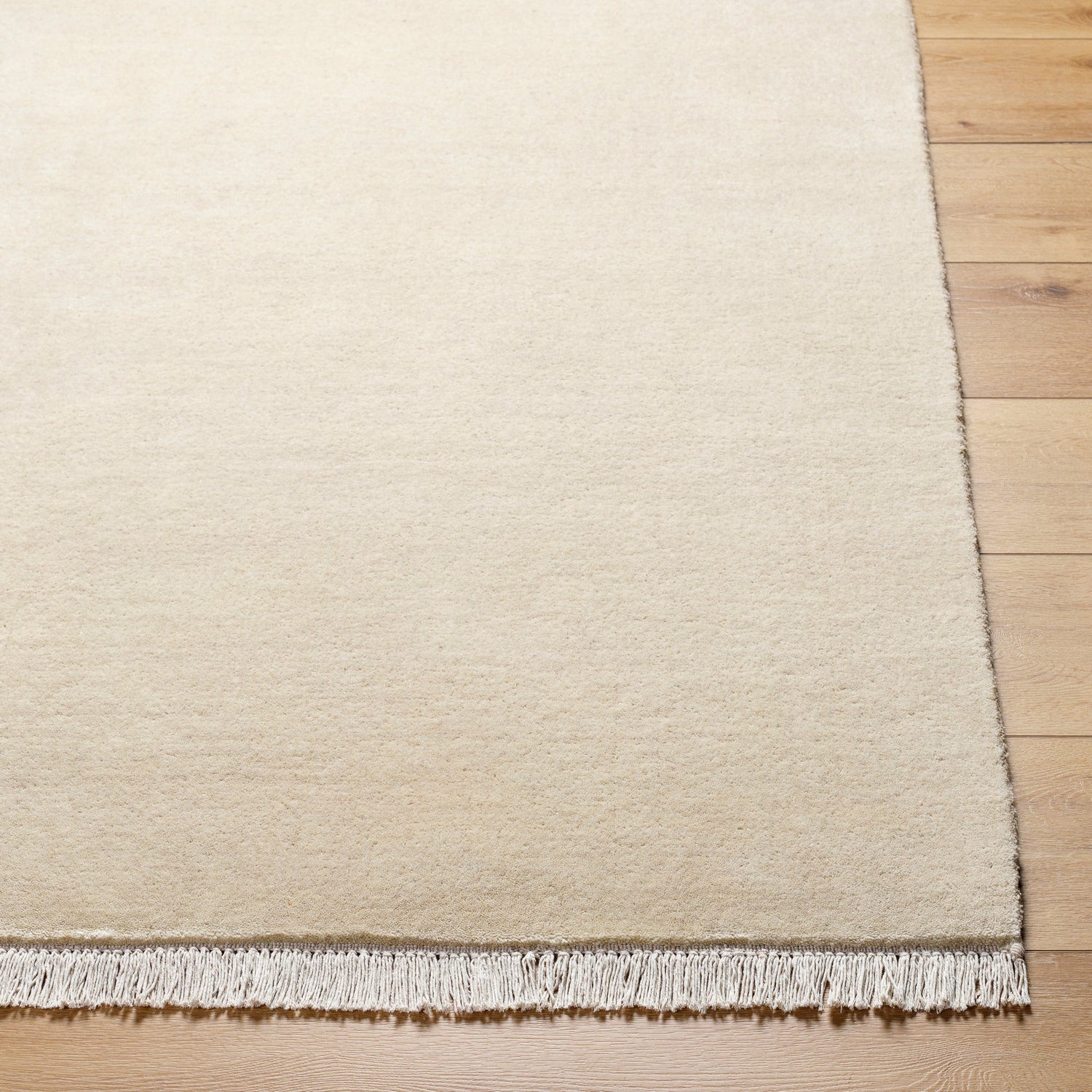 Surya Evergreen Evg-2305 Pearl Rug.