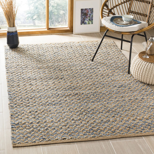 Safavieh Cape Cod 4'-0" x 6'-0" Rug in Blue / Natural