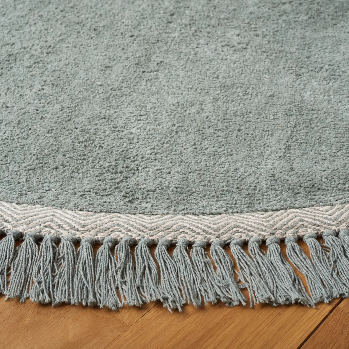 Safavieh Easy Care 6'-0" x 6'-0" Rug in Teal / Ivory