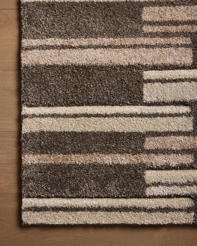 Loloi Silas Sla-08 Mocha/Champagne Rug - corner on wood