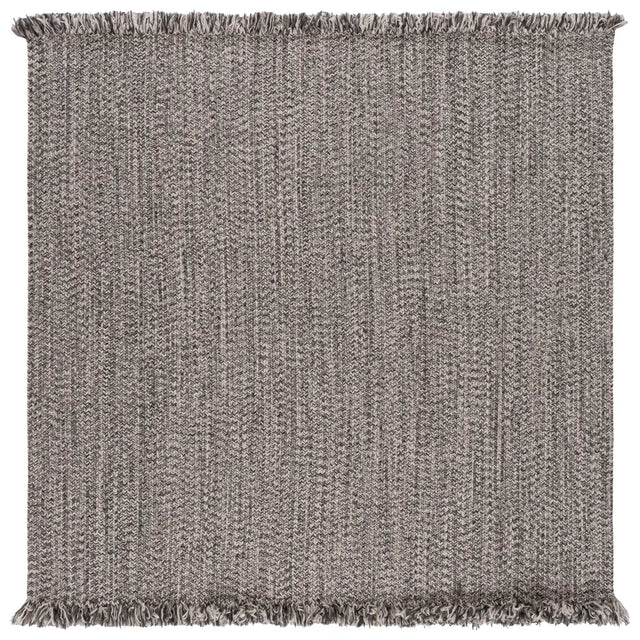 Safavieh Braided 300 6'-0" x 6'-0" Rug in Grey / Ivory