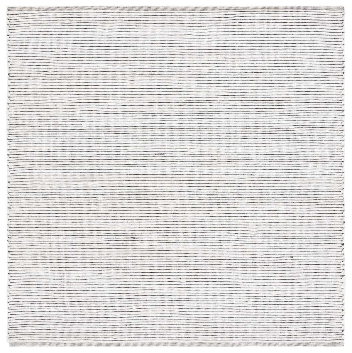Safavieh Montauk 6'-0" x 6'-0" Rug in Brown / Ivory