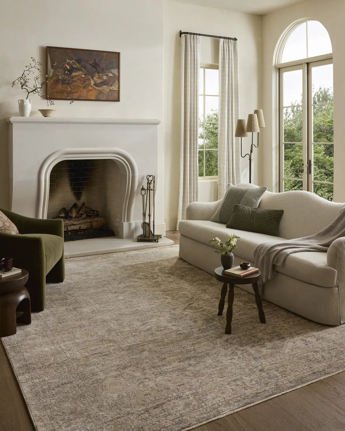 Loloi Clarisse CLS-02 Traditional Power Loomed Smoke, Natural Rug - room scene 3