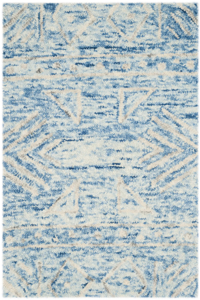 Safavieh Chatham 2'-0" x 3'-0" Rug in Blue / Ivory