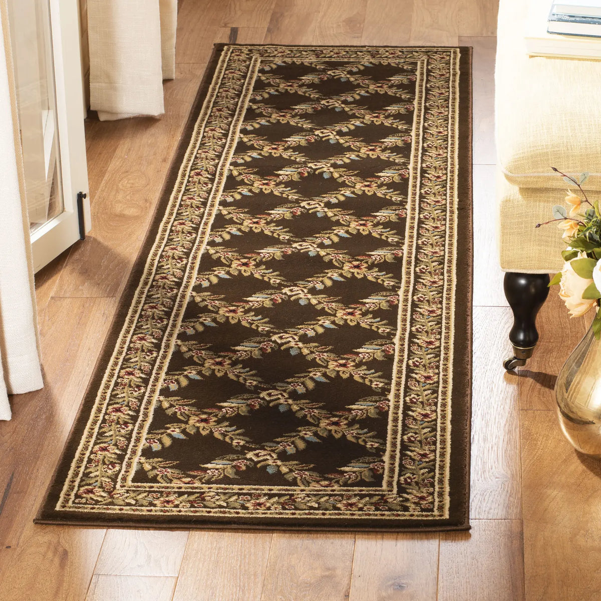 Safavieh Lyndhurst 2'-3" x 12'-0" Rug in Brown / Brown