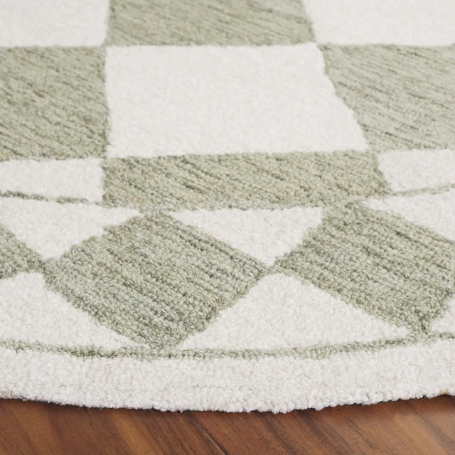 Safavieh Ebony 6'-0" x 6'-0" Rug in Sage / Ivory