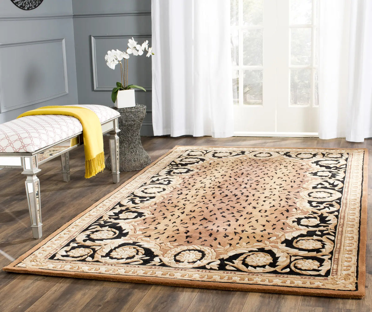 Safavieh Naples 5'-0" x 8'-0" Rug in Black / Gold
